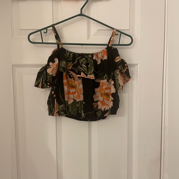 ON/OFF SHOULDER FLORAL CROP - Picture 3 of 5